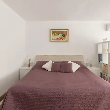Fine Stay Apartments Zirovnica Exterior photo