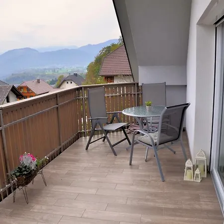 Fine Stay Apartments Zirovnica Exterior photo